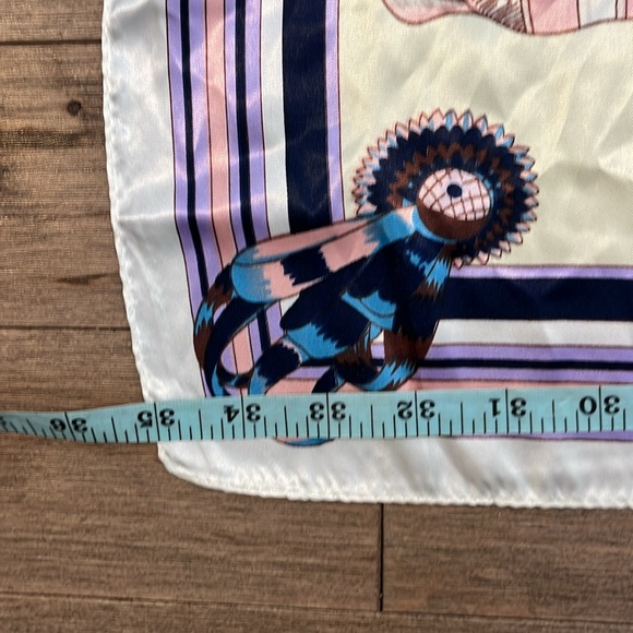 Western Style Horses Silk feel Scarf - Picture 5 of 10